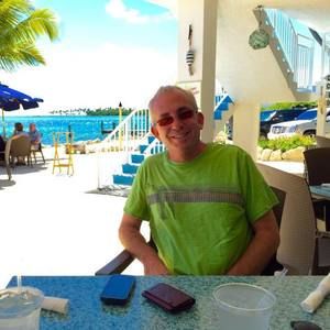 Meet your Posher, Tony